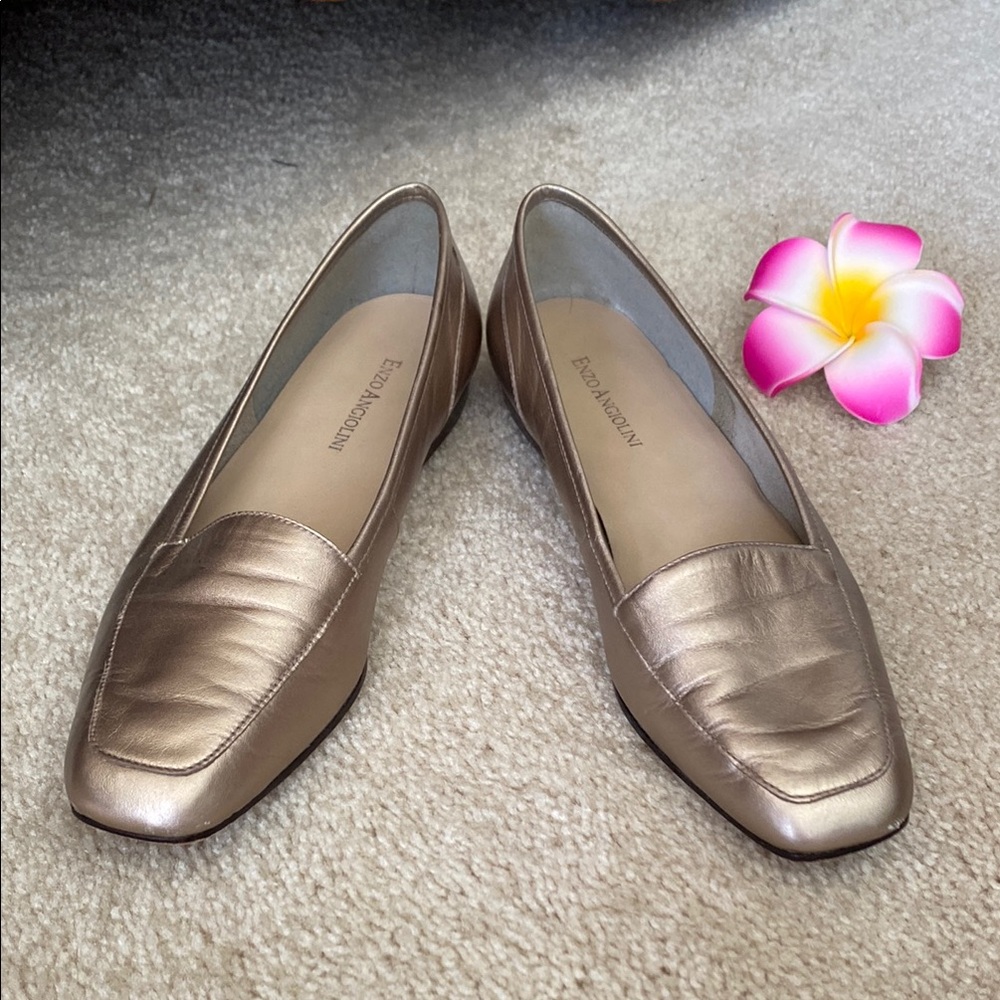 Enzo Angiolini Gold Metallic Flats Slip-On Loafers, 7.5 N